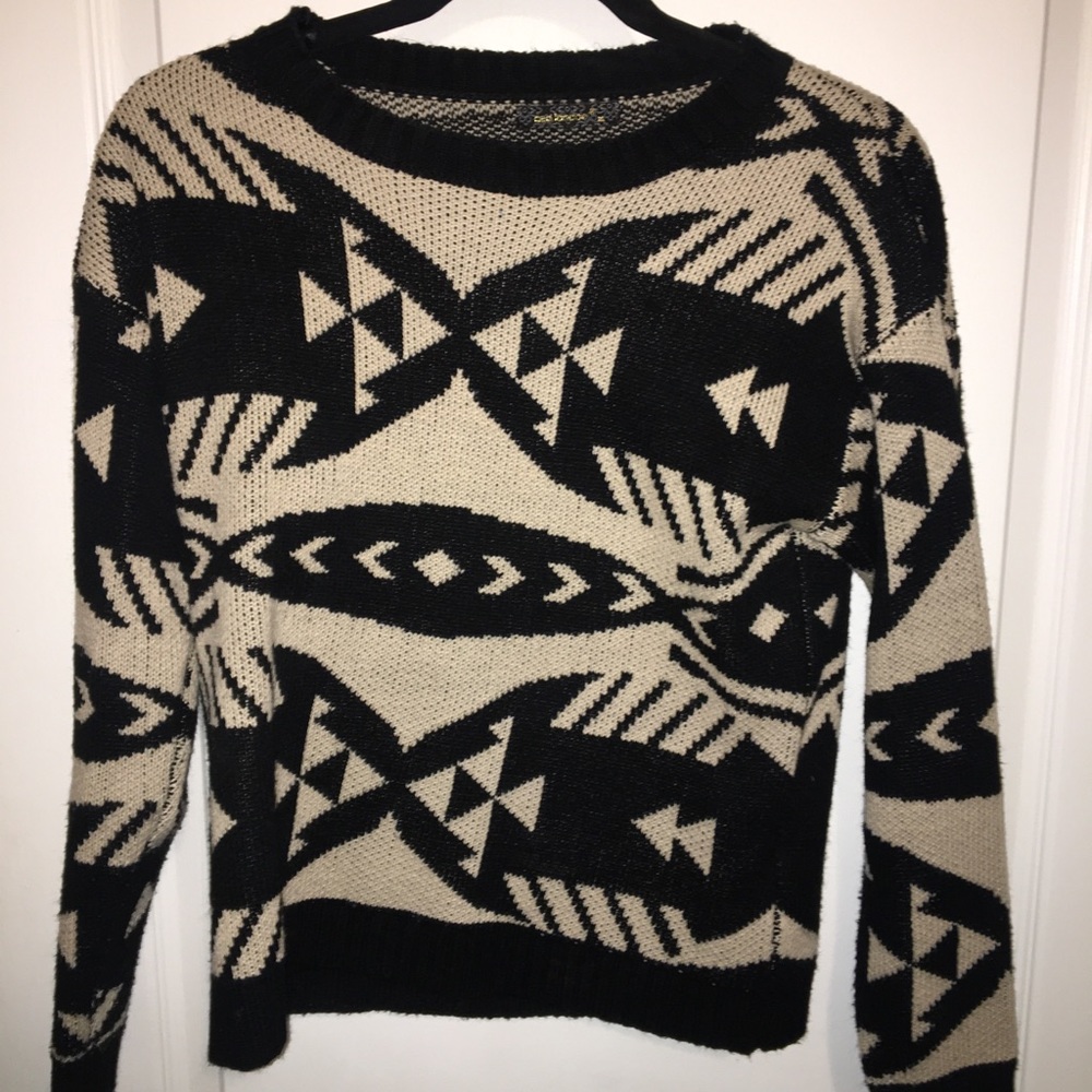 Brand new patterned sweater!